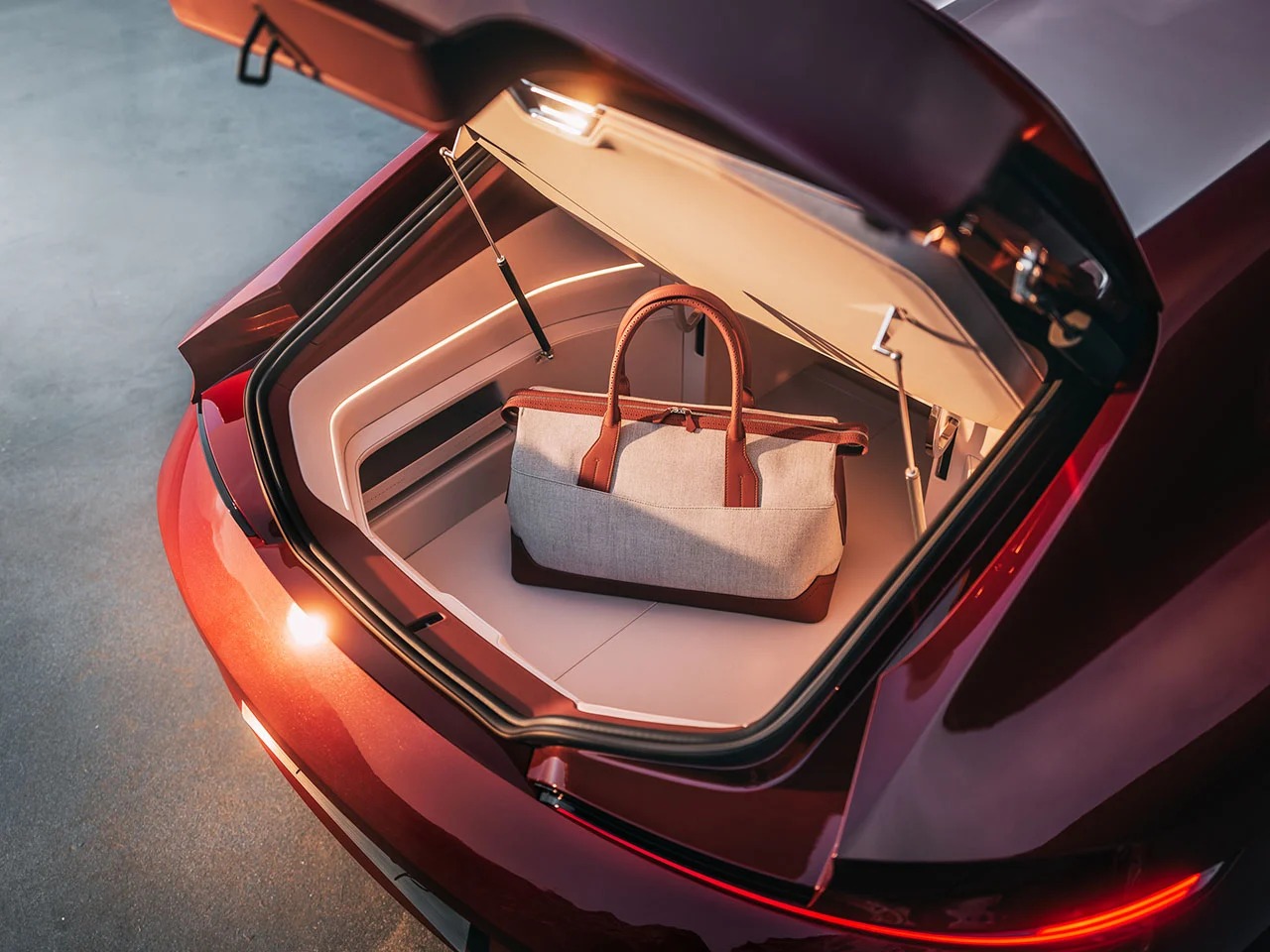 对盛大旅游遗产致敬的限量版宝马汽车---酷图编号22