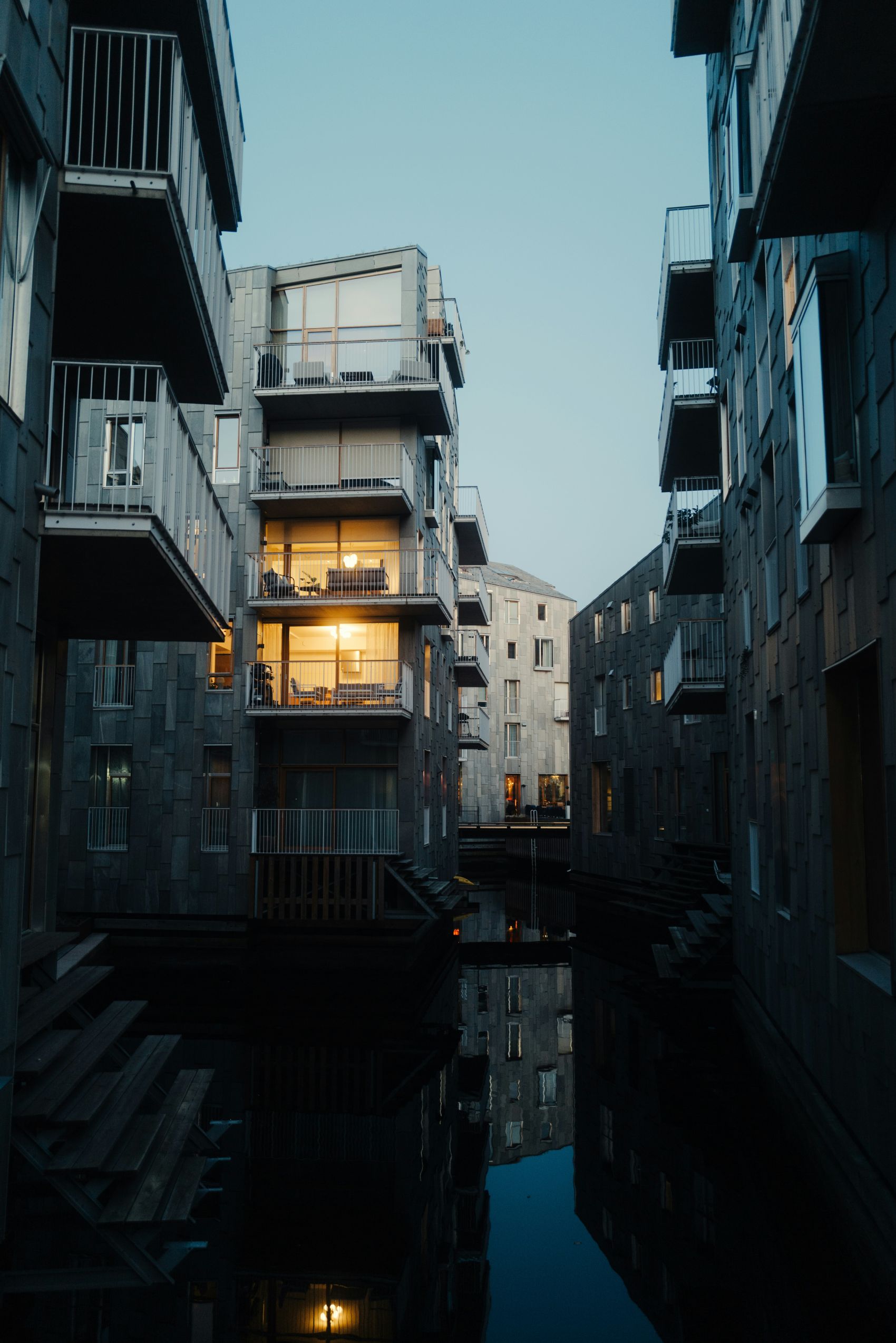 江南水乡的现代建筑房屋图片