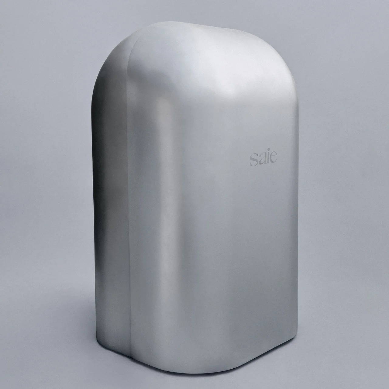 将复古风格和玩具般设计与现代魅力融为一体的移动梳妆舱---酷图编号8