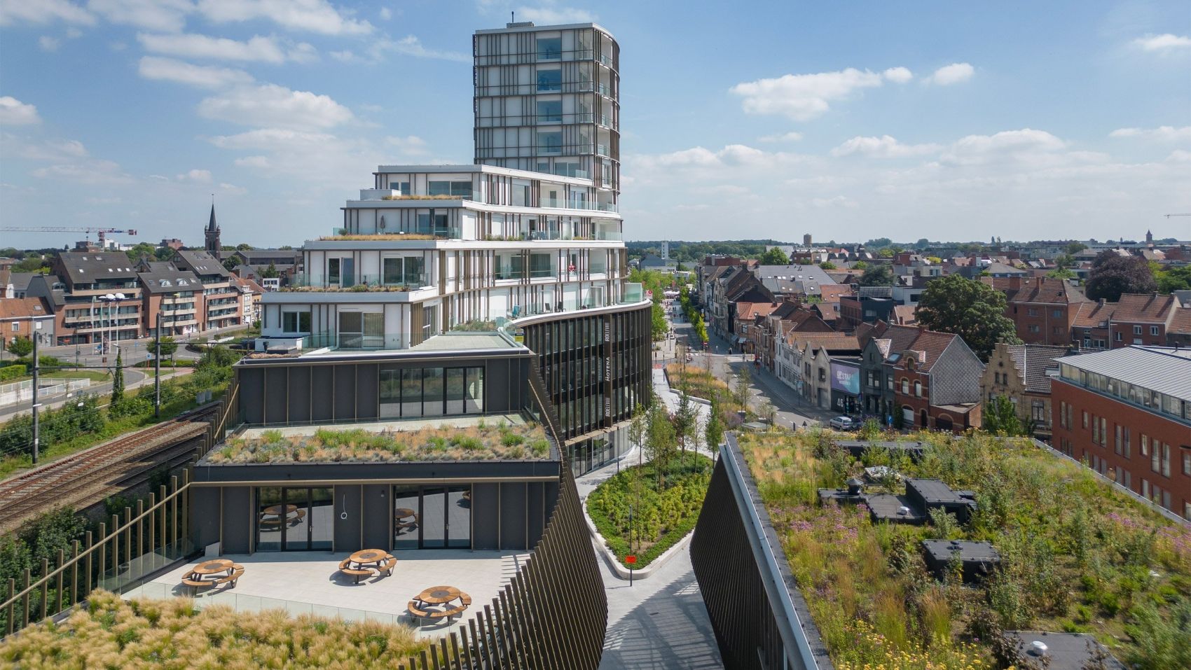 Snøhetta在Roeselare铁路现场增加了三栋建筑,以“重新连接城市”图片