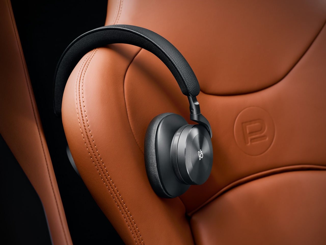 predictive为热情的赛车迷更新了其豪华的赛车模拟器---酷图编号7