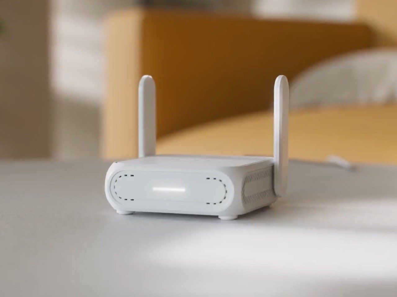 屡获殊荣紧凑型设计支持WIFI 7的华硕旅行路由器---酷图编号5