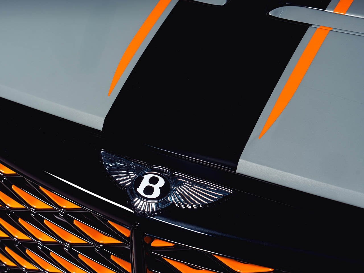 一首动感与优雅交响乐的宾利巴图敞篷车---酷图编号3