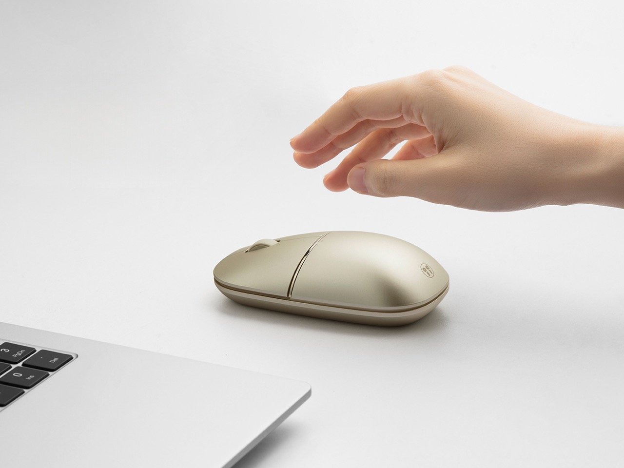 内置TWS耳机的HONOR无线鼠标---酷图编号5