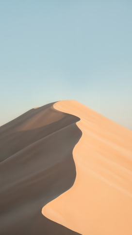 沙漠沙丘的光影艺术