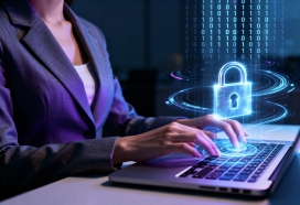 科技感网络安全场景：商务人士与虚拟锁形防护的数字安全图景