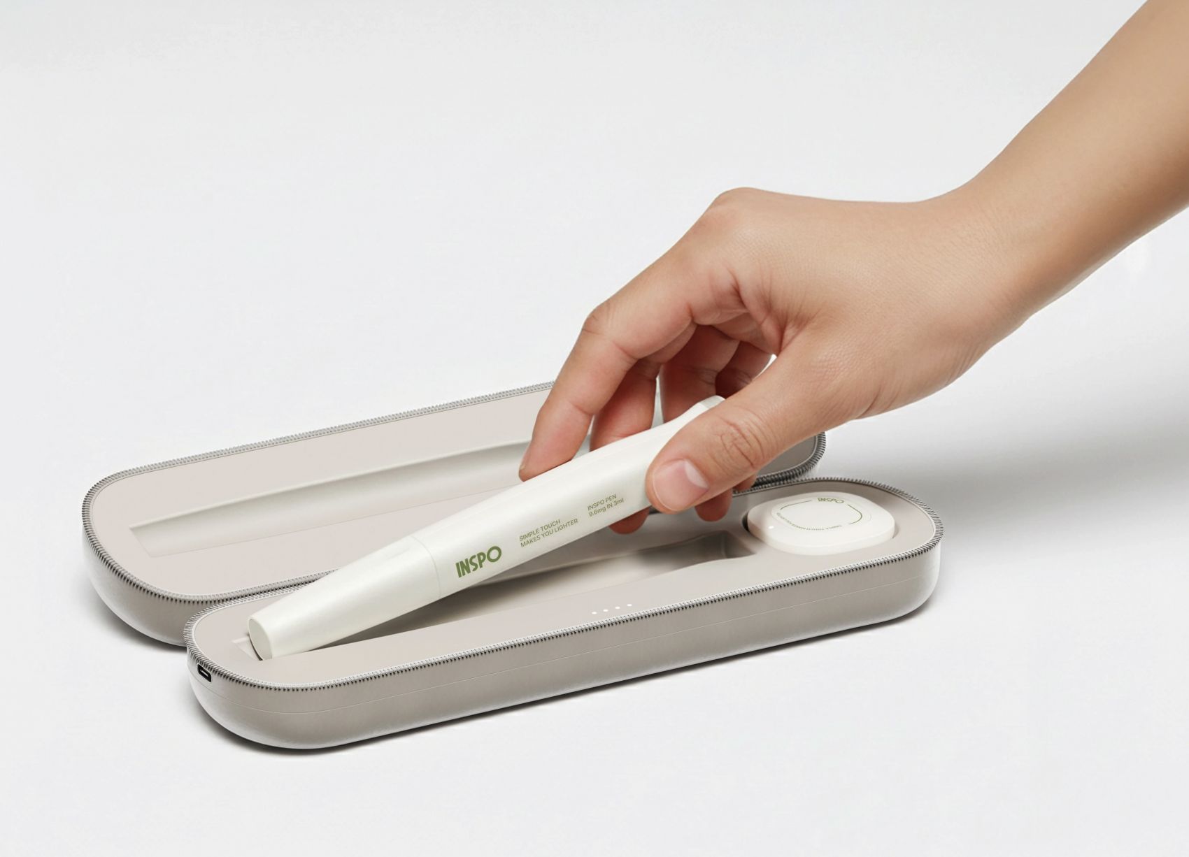 轻愈守护:INSPO PEN 极简医疗注射笔的人文关怀设计图片