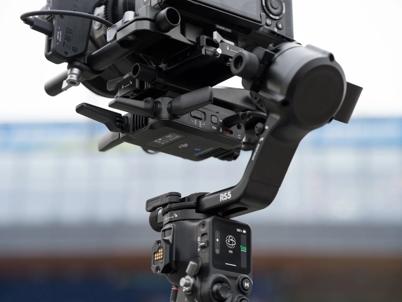 面向独立创作者和无反光镜的新一代DJI最佳云台---酷图编号3