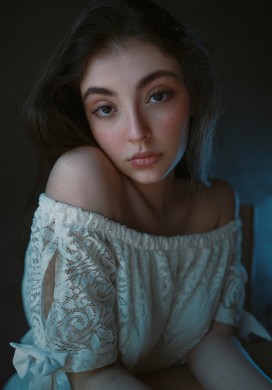 柔光里的少女 | 蓝调氛围人像特写