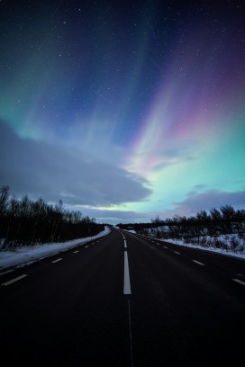 极地公路极光星空冬日自然风光摄影