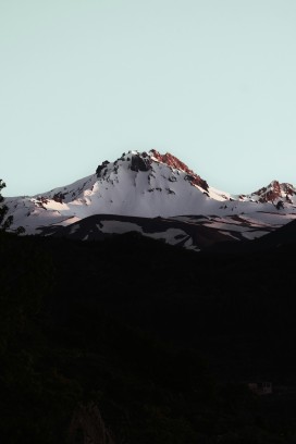 清冷色调雪山风光摄影 日出金山山顶雪景旷野纪实大片
