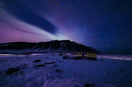 冰岛雪原极光星空摄影 荒野自驾房车暗夜自然风光大片
