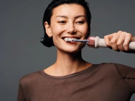 戴森照相牙刷